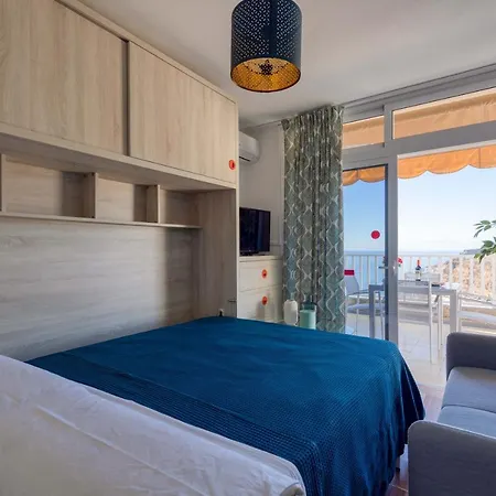 Paradise Corner - Great View To Amadores Beach Apartment