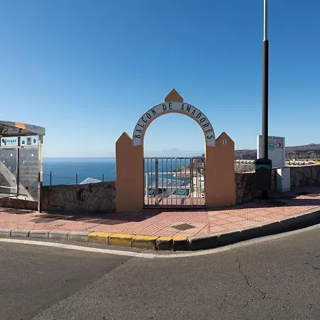 Paradise Corner - Great View To Amadores Beach Puerto Rico (Gran Canaria)
